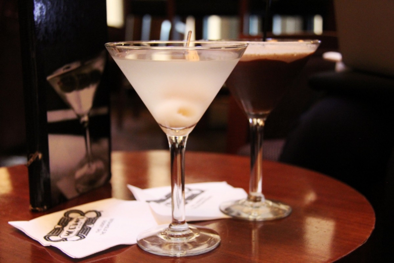 boite-nuit-FALICON-min_martini_bar_lychee_chocolate_alcohol_liquor_happy_hour_happy-910161